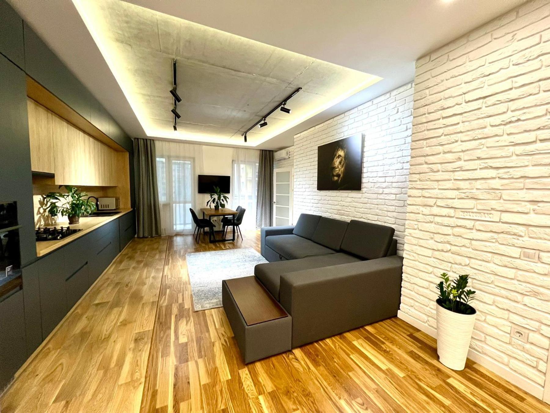 Osapart Ideal Apartment In The Complex Great Britain Lviv Luaran gambar