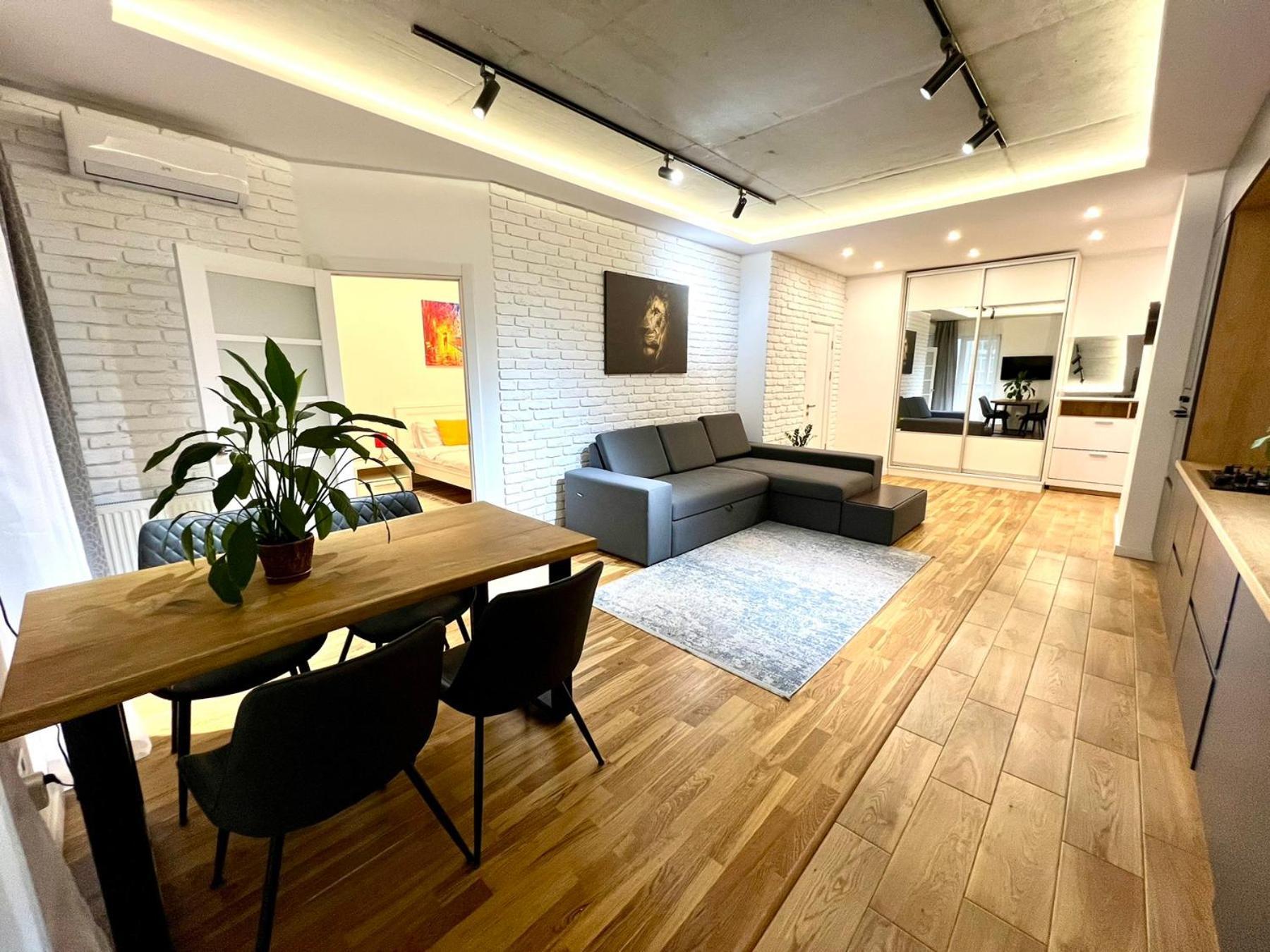 Osapart Ideal Apartment In The Complex Great Britain Lviv Luaran gambar
